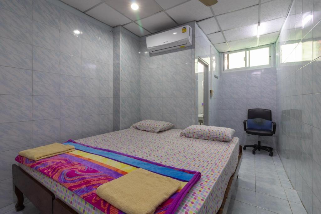 New Central Guesthouse Bangkok Ngoại thất bức ảnh