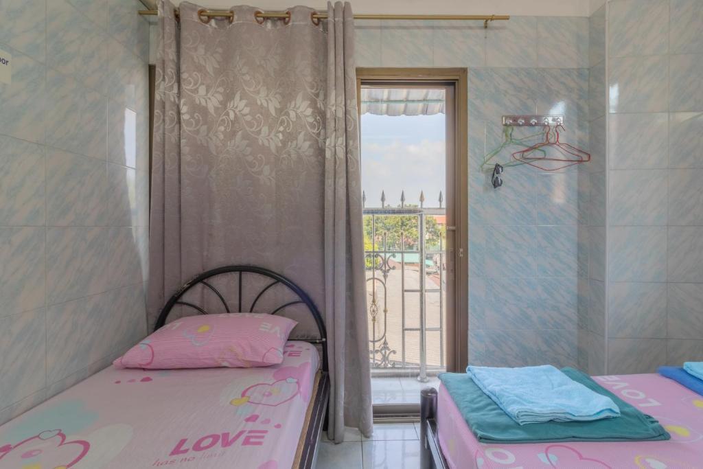 New Central Guesthouse Bangkok Ngoại thất bức ảnh