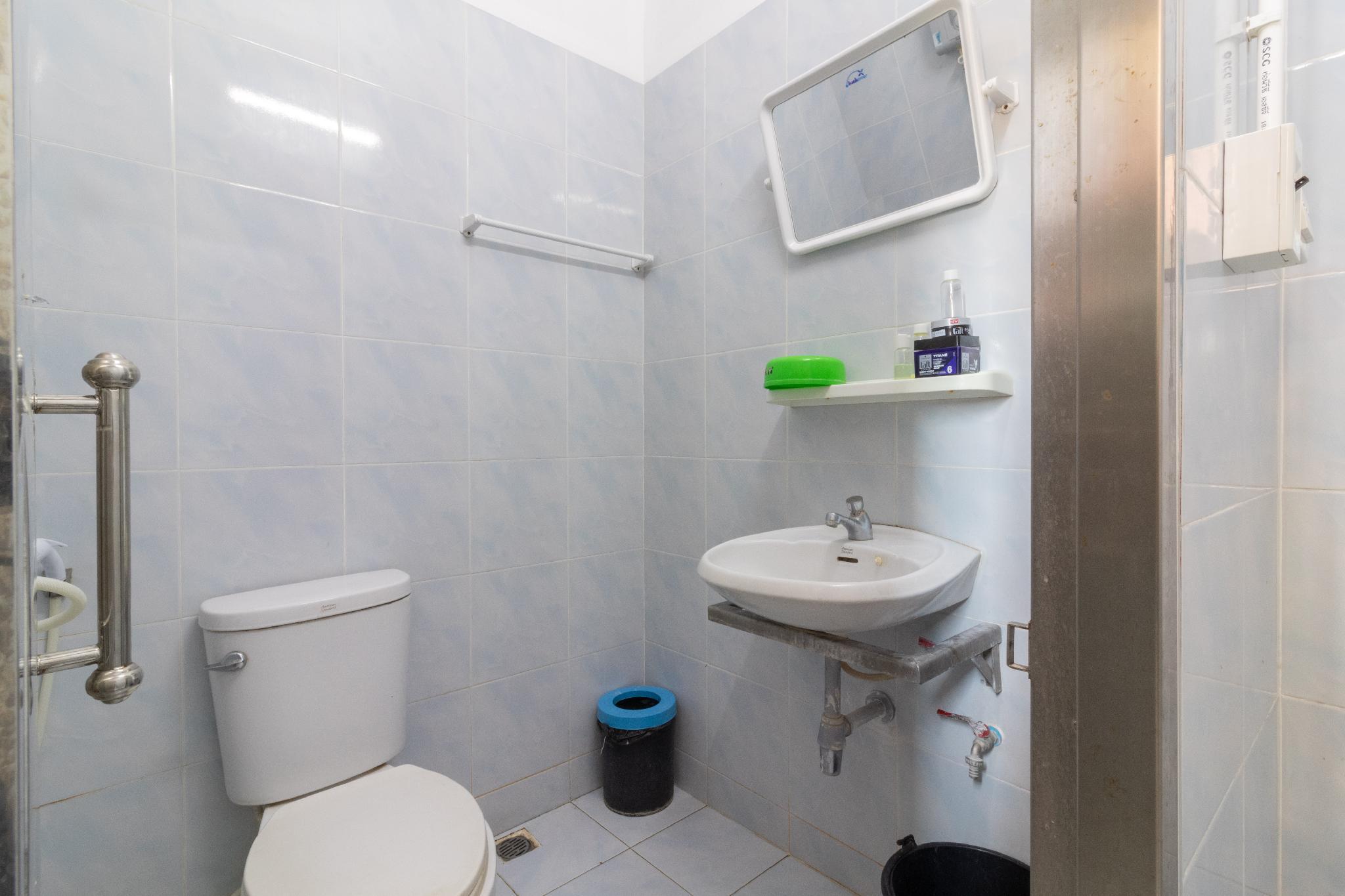 New Central Guesthouse Bangkok Ngoại thất bức ảnh